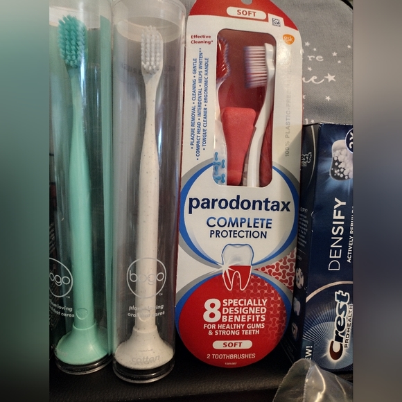Other D2 New Dental Bundle 4 New Toothbrushes 3 Tubes Toothpaste 2